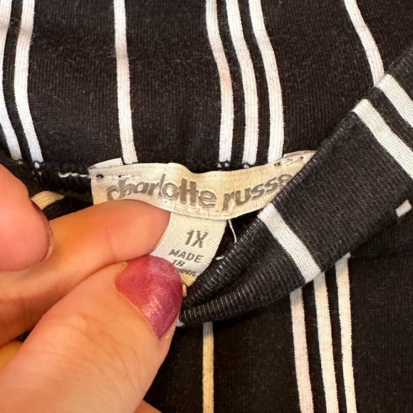 Skirt - Picture 2 of 3